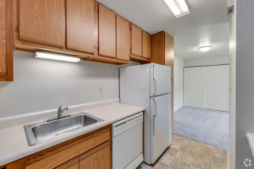 More Photos Of 4130 W Michigan Ave, Kalamazoo Multifamily For Sale