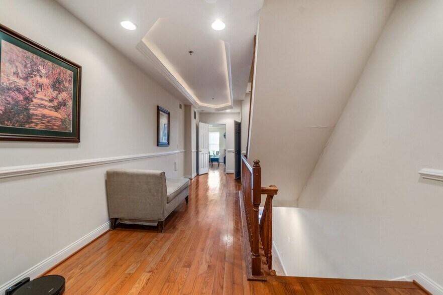 More Photos Of 1133 Light St, Baltimore Storefront Retail Office For Sale