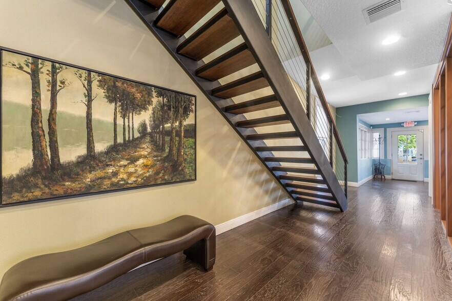 More Photos Of 337 S Plant Ave, Tampa Office Residential For Sale