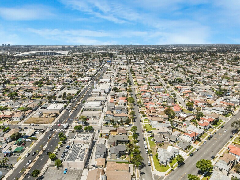 More Photos Of 2414 W 85th St, Inglewood Apartments For Sale