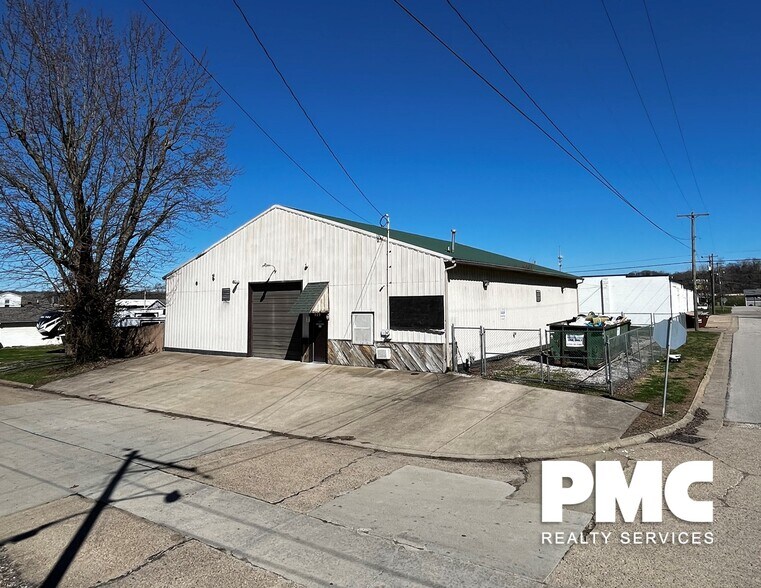 Primary Photo Of 529 32nd St, Parkersburg Warehouse For Lease