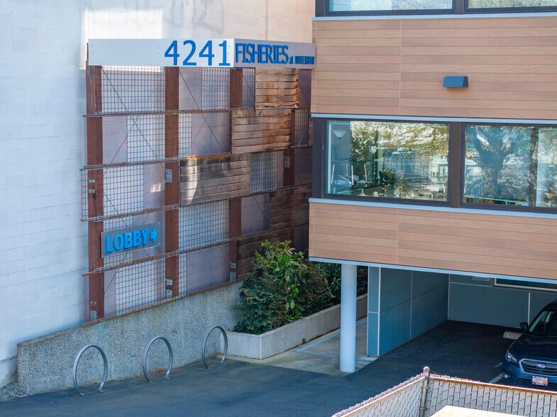 More Photos Of 4241 21st Ave W, Seattle Office For Lease