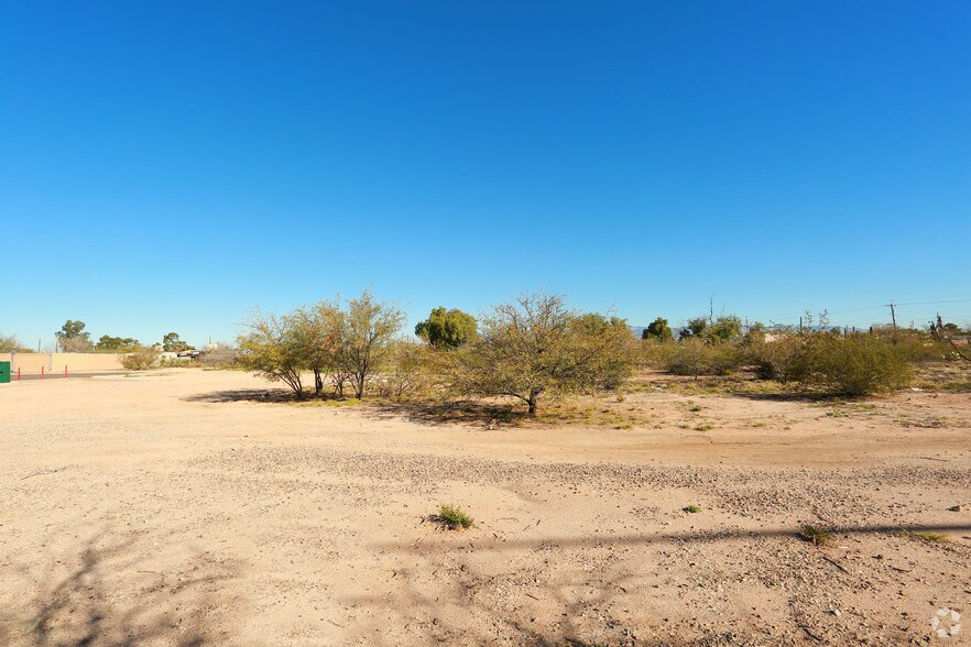 More Photos Of 6444 S Fontana Ave, Tucson Land For Lease