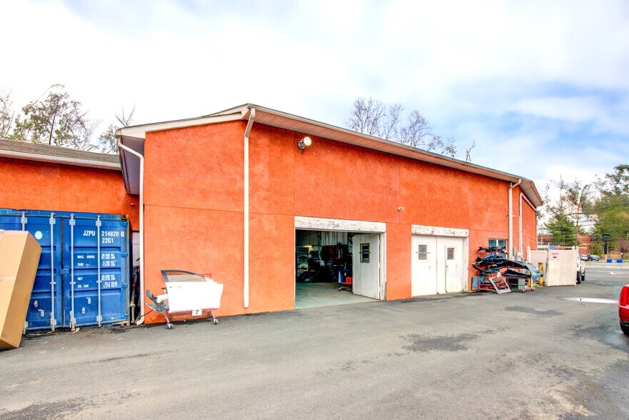 More Photos Of 660 Highway 35, Middletown General Retail For Sale