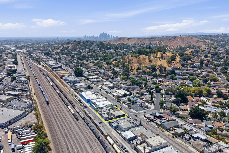 More Photos Of 5390-5396 Alhambra Ave, Los Angeles Light Manufacturing For Sale