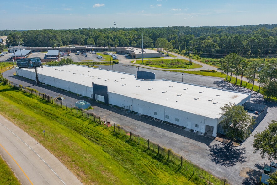 More Photos Of 3045 Scarlett St, Brunswick Industrial For Lease