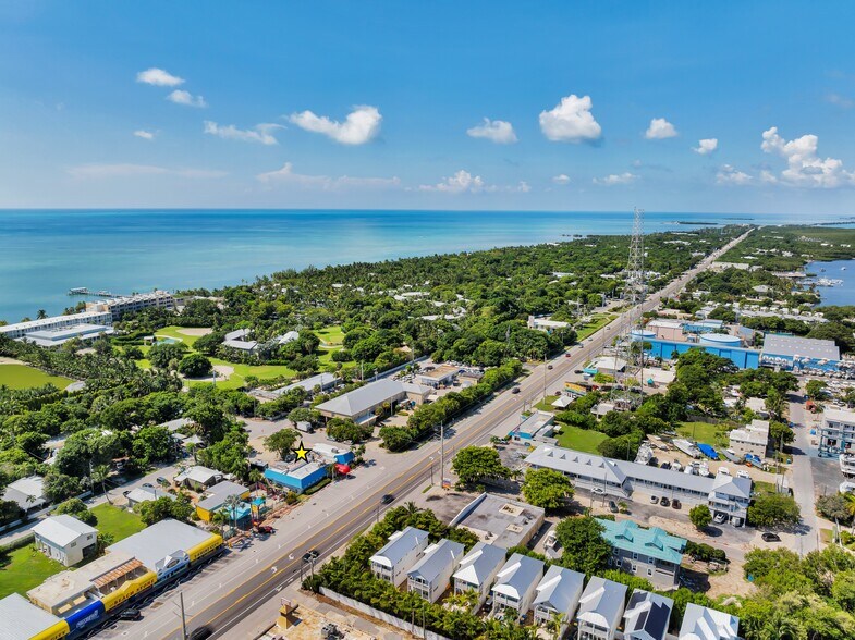 More Photos Of 81901 Overseas Hwy, Islamorada Restaurant For Sale