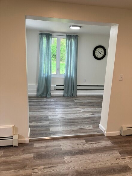 More Photos Of 141 Dunbar Ave, Fords Specialty For Sale