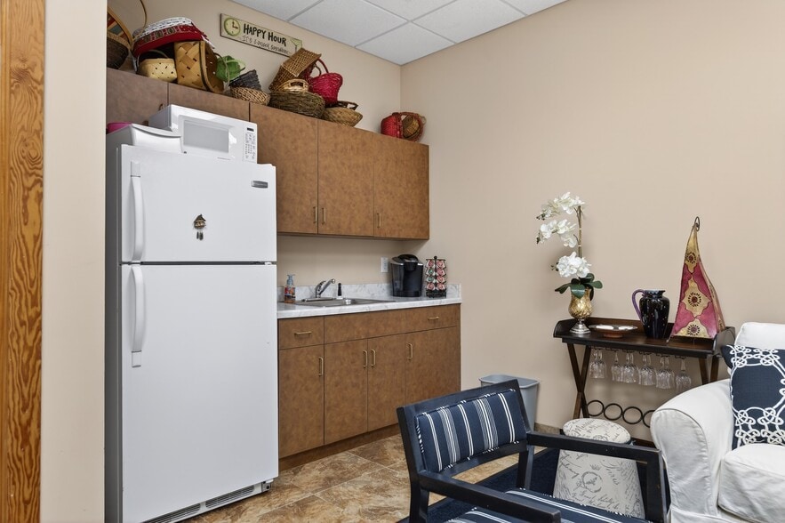 More Photos Of 111 Magnolia Ave, Daytona Beach Office For Sale