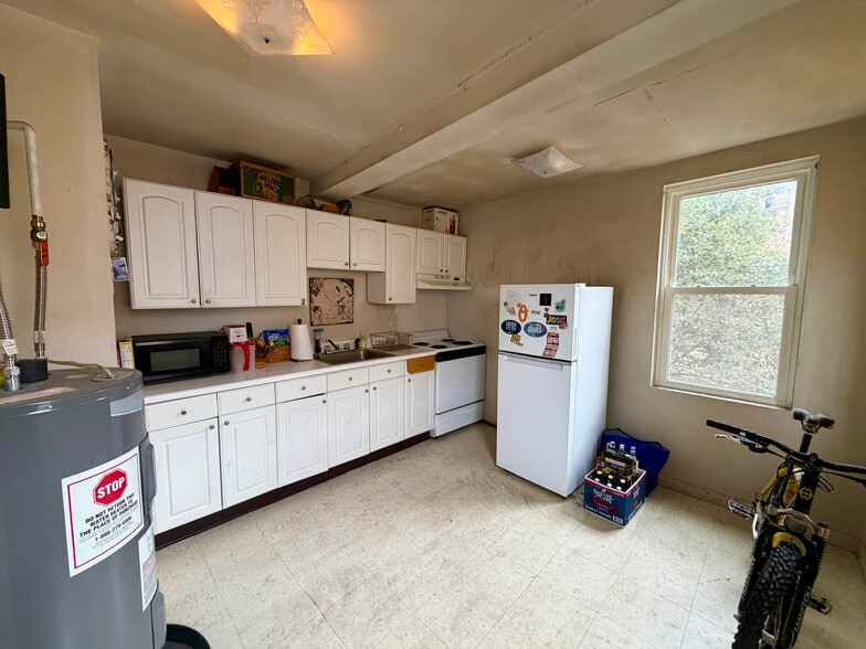 More Photos Of 1137 Light St, Baltimore Storefront Retail Residential For Sale