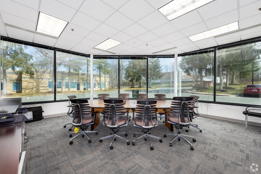 More Photos Of 6304 Woodside Ct, Columbia Office For Lease