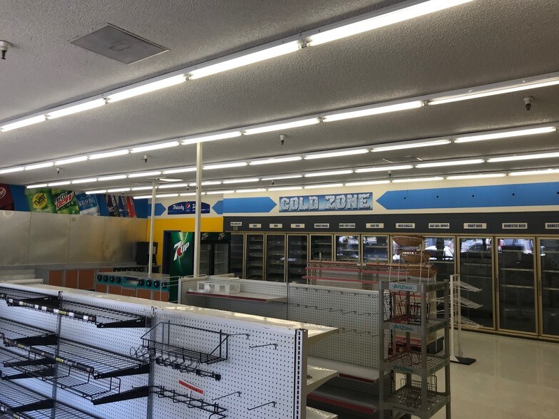 More Photos Of 10411 NE Fourth Plain Blvd, Orchards Unknown For Lease