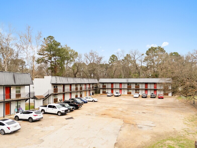 Primary Photo Of 429 Johnson St, Longview Apartments For Sale