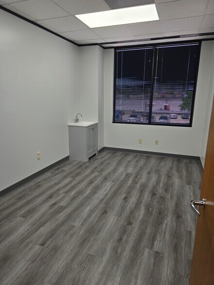 More Photos Of 6210 Campbell Rd, Dallas Office For Lease