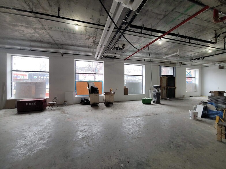 More Photos Of 913 E Tremont Ave, Bronx Apartments For Sale