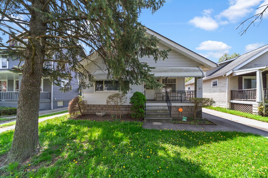 More Photos Of , Cleveland Heights Specialty For Sale