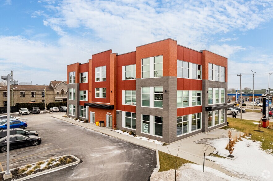 More Photos Of 285 Boul Saint-Luc, St-Jean-sur-Richelieu Storefront Retail Office For Lease