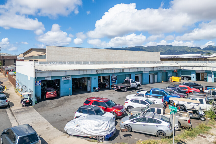 Primary Photo Of 94-138 Leoleo St, Waipahu Warehouse For Lease