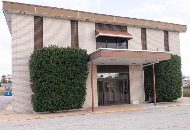 More Photos Of 413 Commonwealth Ave, Catonsville Medical For Lease