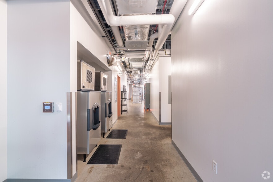 More Photos Of 5832 Fairdale Ln, Houston Restaurant For Lease