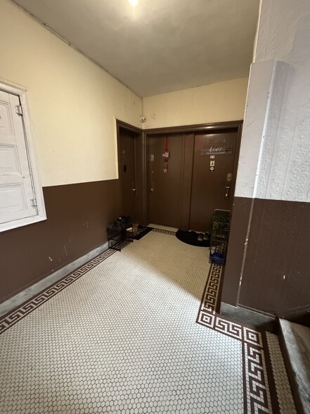 More Photos Of 251 E 236th St, Bronx Apartments For Sale
