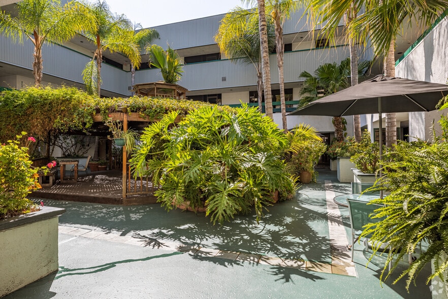 More Photos Of 2667 Camino del Rio S, San Diego Office For Lease