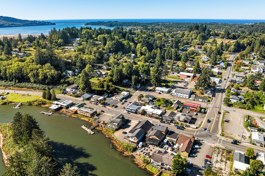 More Photos Of 12955 Highway 101 N, Nehalem General Retail For Sale