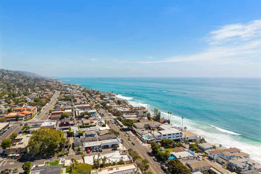 More Photos Of 690-696 South Coast Highway, Laguna Beach Hotel For Sale