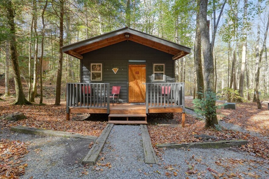 More Photos Of 400 Mulberry Gap Rd, Ellijay Hospitality For Sale