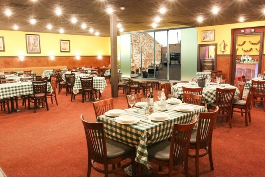 More Photos Of 336-340 E Grand Ave, Escondido Restaurant For Sale