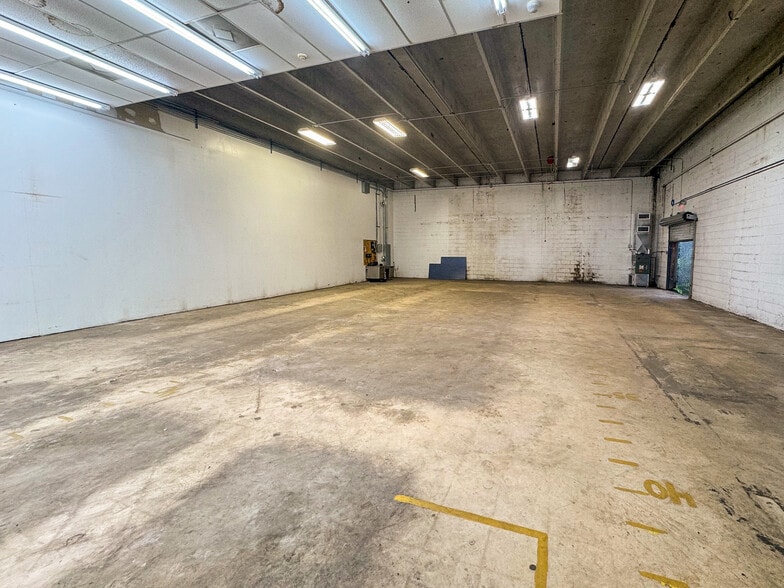 More Photos Of 208-305 Russ Ave, Waynesville Unknown For Lease