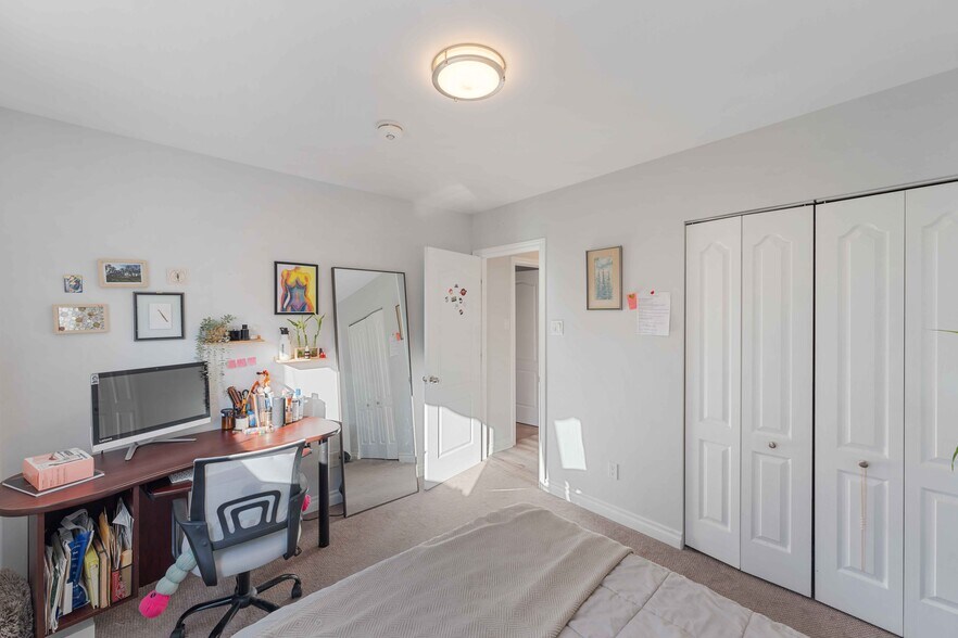 More Photos Of 732 Morin St, Ottawa Apartments For Sale