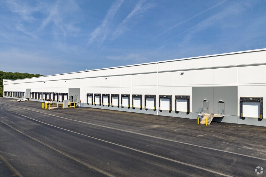 More Photos Of 750 Progress Way, Gaithersburg Unknown For Lease