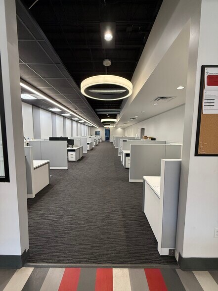 More Photos Of 16-20 S Lewis Ave, Tulsa Office For Lease