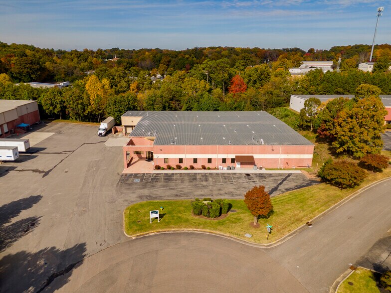 Primary Photo Of 1470 E Weisgarber Rd, Knoxville Light Distribution For Lease