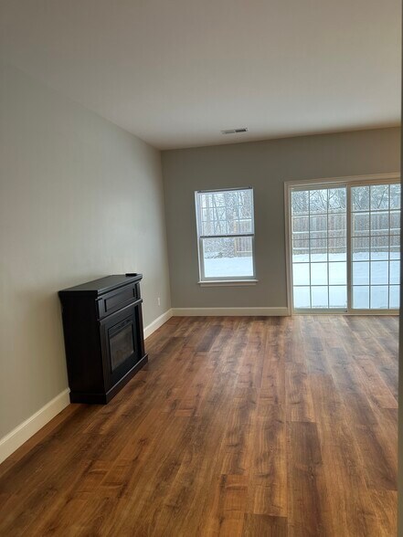 More Photos Of Ridge Manor Court, Niskayuna Apartments For Sale