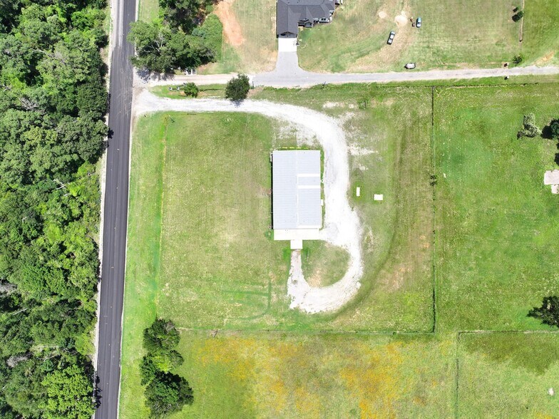 More Photos Of 7387 TX-164 Hwy, Buffalo Warehouse For Lease