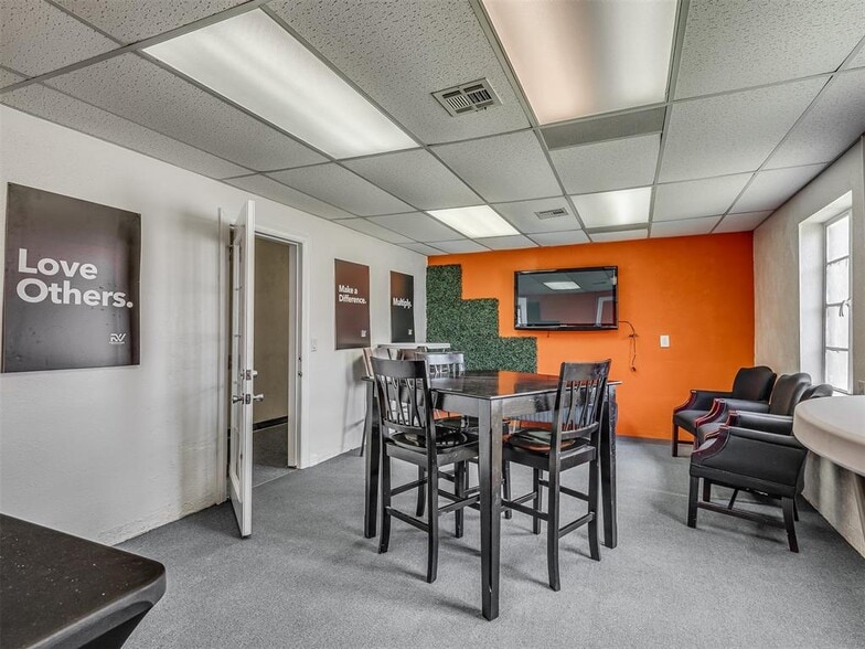 More Photos Of 2000 N Spencer Rd, Oklahoma City Religious Facility For Sale