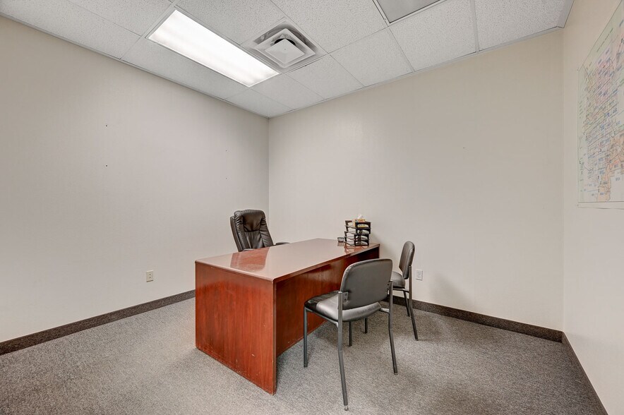 More Photos Of 3908 Civic Center Dr, North Las Vegas Distribution For Lease