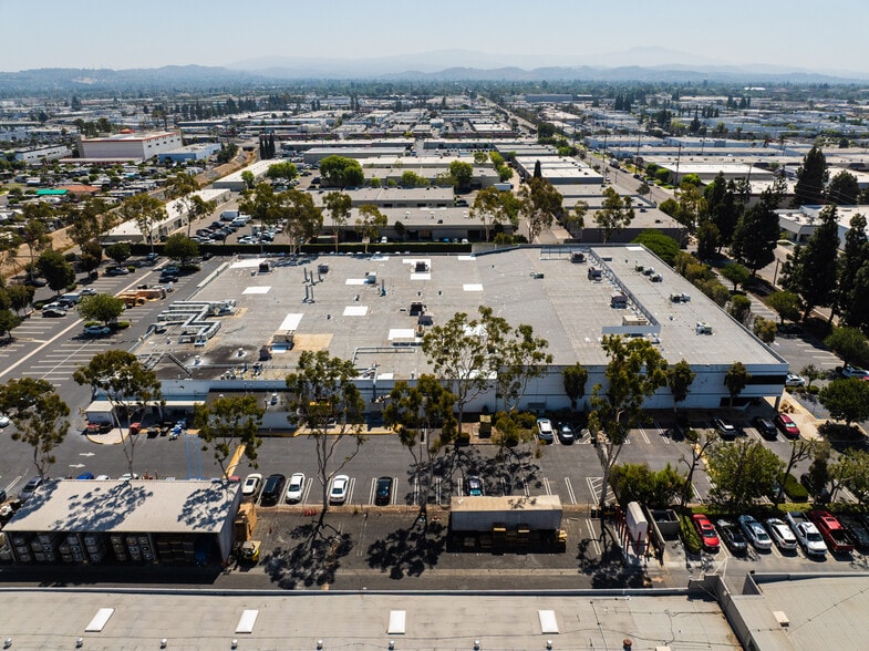 More Photos Of 1717 W Collins Ave, Orange Manufacturing For Lease