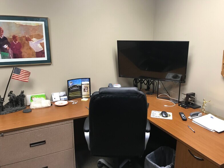 More Photos Of 4031 Colonel Glenn Hwy, Dayton Office For Sale