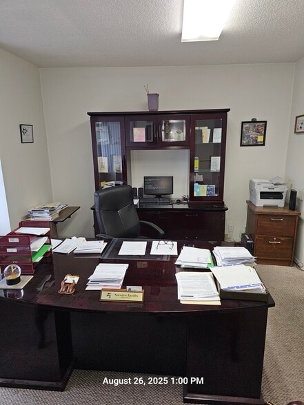 More Photos Of 2701-2703 W Manchester Blvd, Inglewood Office For Sale