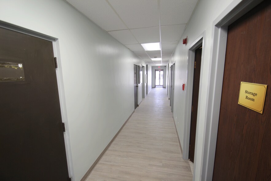 More Photos Of 5706 Turney Rd, Garfield Heights Medical For Lease