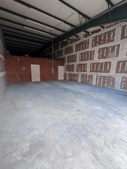 More Photos Of 1222 Veterans, Kenner General Retail For Lease
