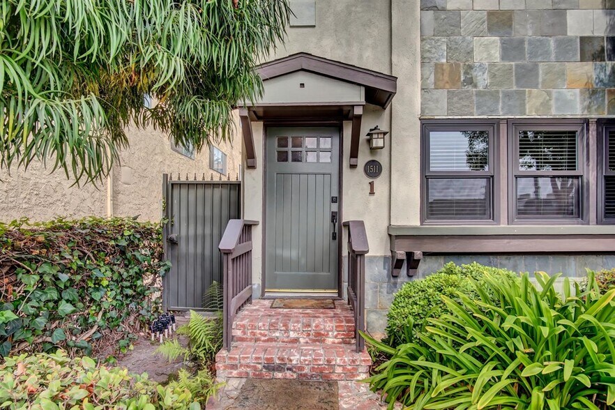 More Photos Of 1511 12th St, Santa Monica Multifamily For Sale