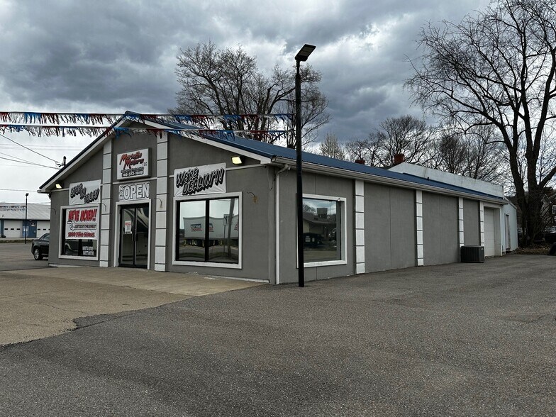 More Photos Of 25935 State Route 7, Marietta Loft Creative Space For Lease