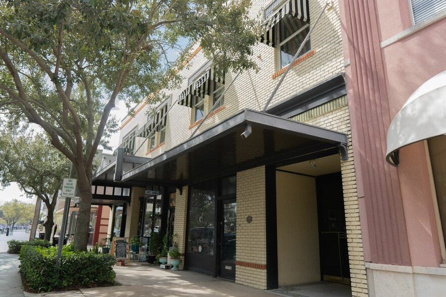 More Photos Of 104-110 S Park Ave, Sanford Storefront Retail Office For Sale
