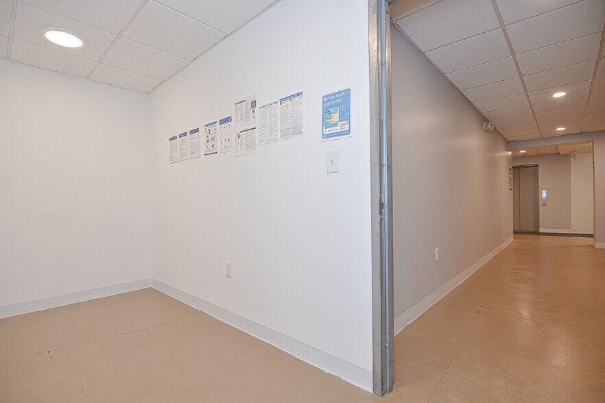 More Photos Of 24-28 High St, Medford Apartments For Lease