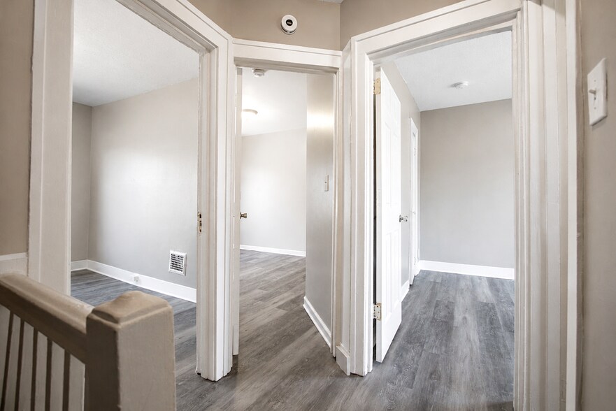 More Photos Of 25 Maynard Ct, Pontiac Apartments For Sale