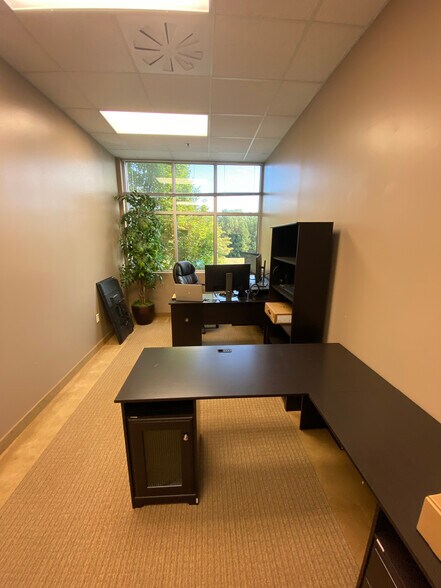 More Photos Of 2315 W Arbors Dr, Charlotte Medical For Lease